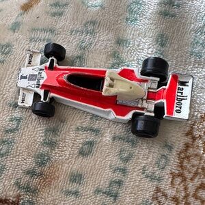 Tomica “Tomy” McLaren M26 Ford F1